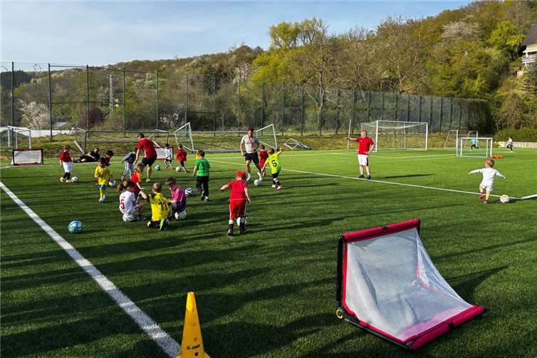 Die Bambini des FV Erpel "op de Kipp".Foto: privat