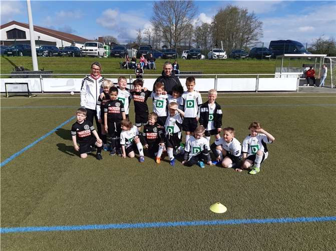 Die Bambini hatten einen Riesenspaß beim Spielfest. Quelle: SSV Heimbach-Weis