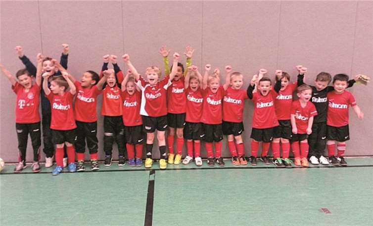 Die Bambinis glänzten mir tollen Aktionen und vielen Toren. privat