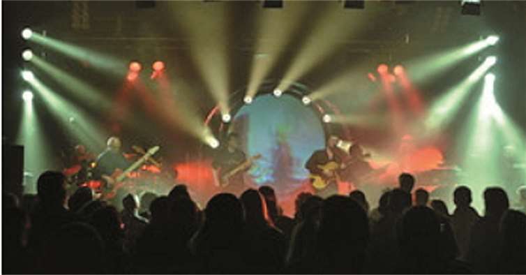 Kings of Floyd zu Gast im Ahrtal Die Band „Kings of Floyd“ gilt als beste Pink Floyd Tribute Band Europas und verspricht Stimmung pur in der Klosterruine von Marienthal. privat