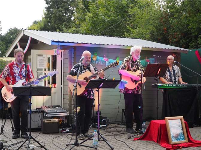 Die Band „Le Blamage“ bei ihrem Auftritt im Caritas Zentrum.  Foto: Caritas Zentrum, Mendig