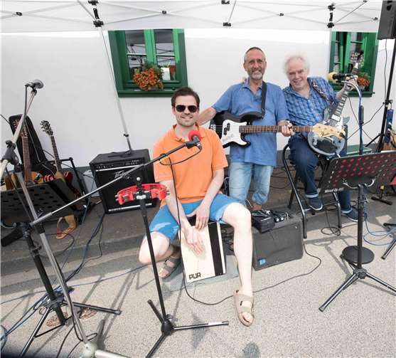 Die Band MixedUp 015 sorgte für die Musik.CEW