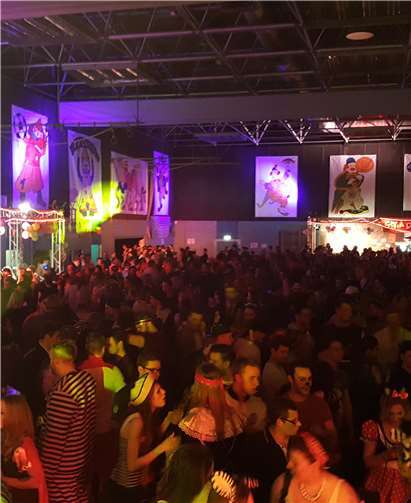 Die Band „SAINT“ und der DJ Sebastian Bender werden für gute Stimmung sorgen. privat