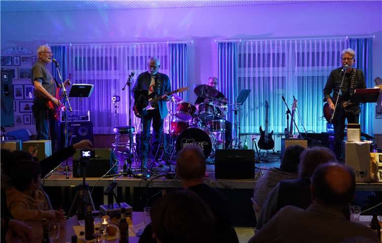 Die Band „Vintage“ spielte zu Gunsten der Tafel Rheibach-Meckenheim.StF