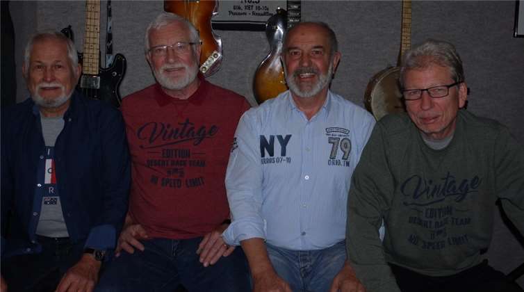 Die Band Vintage: v.li. Jürgen Bodenstein, Ludwig Mickisch, Peter Buchholz und Johannes von Depka.privat