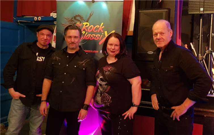Die Band „theRockClassiX“.  Foto: privat