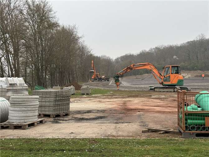 Die Bauarbeiten des ersten Bauabschnittes zum Neubau der Außenanlagen der Schmitzers Wiese verlaufen nach Zeitplan.  Fotos: Stadt Koblenz/ Mandy Steffens