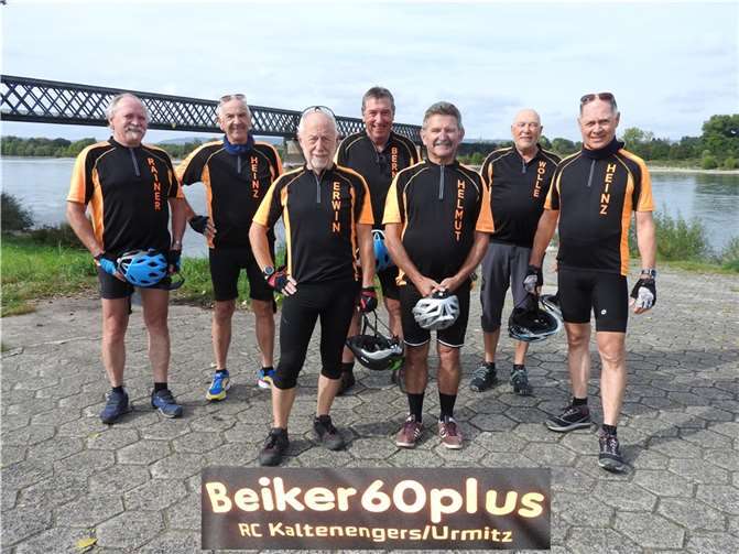 Die Beiker60plus: v.li. Rainer Höster, Heinz Dott, Erwin Rentschler, Bernd Schreiber, Helmut Keßler, Wolfgang Diebenbusch und Heinz Hutzel.Foto: privat