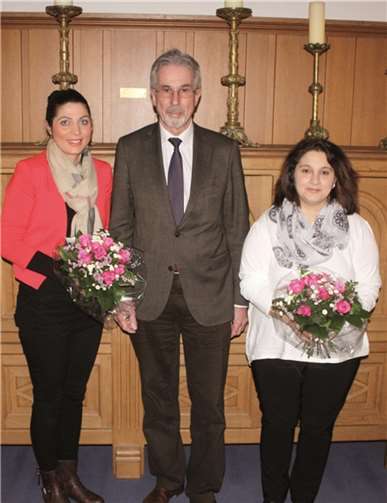 Die Beiratsvorsitzende Violeta Jasiqir (l.) und Pembke Akar besuchten den Linzer Bürgermeister. -DL-