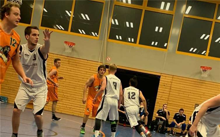 Die Bendorfer Basketballer beim Spiel gegen den TSV Emmelshausen. Foto: privat