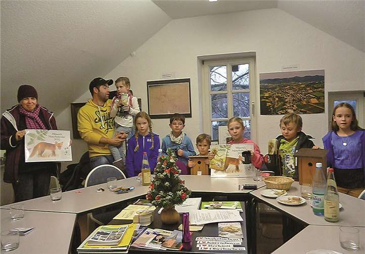 Die Beobachtungen der Niederbachemer Jugend beim Heiligabend-Waldspaziergang wurden zur Freude der Teilnehmer prämiert. privat