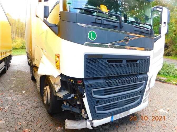 Die Beschädigung ist deutlich sichtbar. Foto: Polizei