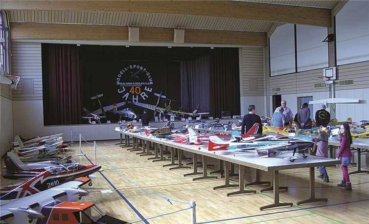 „Fliegende Schmuckstücke“ 