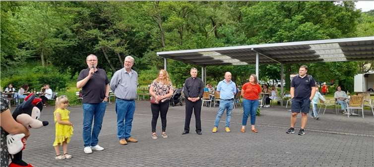 Die Besucher wurden von Stadtbürgermeister Wolfgang Heitmann begrüßt.  Foto: Pilgerhaus Schönstatt