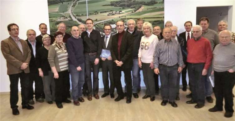 Die Besuchergruppe bei der Firma Weig. Fa. Weig