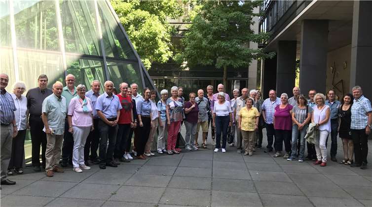 Die Besuchergruppe bestand aus Kommunalpolitikern der Ortsgemeinde Bonefeld mit Ortsbürgermeisterin Claudia Runkel, Mitgliedern des CDU-Gemeindeverbandes Puderbach unter Leitung von Michael Klappert und interessierten Bürgerinnen und Bürgern aus dem Kreis Neuwied.Foto: privat