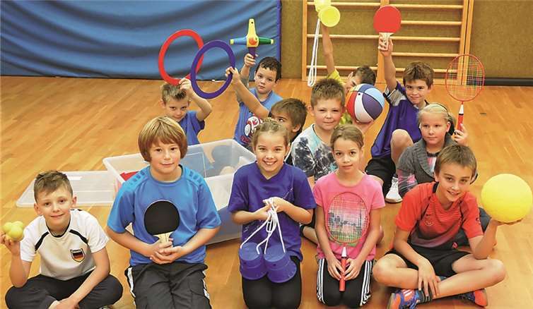 Die Bewegungsspiele erfreuten sich schnell starker Beliebtheit.Privat