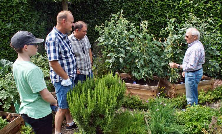 Die Bewertungs-Jury hatte viel zu tun: Insgesamt 18 Gärten besichtigten die Experten des Obst- und Gartenbauvereins Mülheim 1912 e.V.