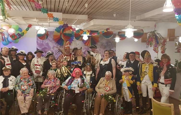 Die Bewohner des Johanniter-Hauses wissen, wie man Karneval feiert.Foto: privat
