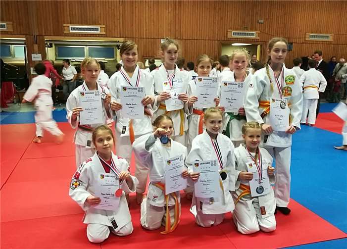 Die Bezirksauswahlmannschaft der U 12 des Bezirks Koblenz.