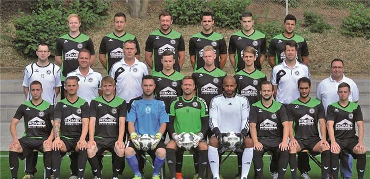 Die Bezirksligamannschaft des FC Alemannia Plaidt 2015/2016. privat