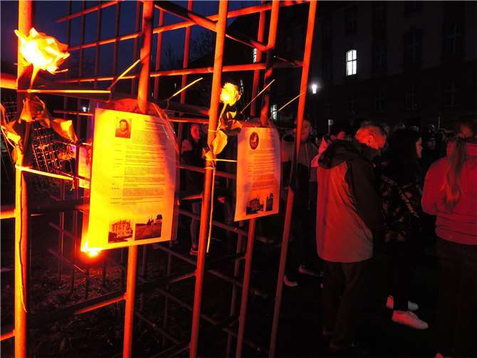 Die Biografien am Mahnmal sollen erinnern an Menschen aus Koblenz und der Region, die Opfer des Nationalsozialismus wurden.