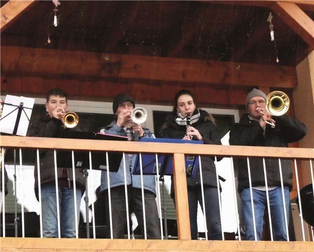 Die Bläsergruppe Volkesfeld sorgte für die musikalische Unterhaltung.