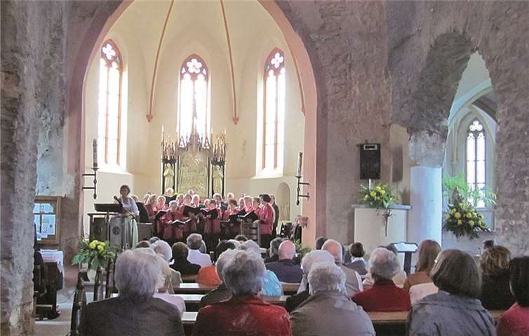 Die Bleidenbergkirche bot den passenden Rahmen für dieses beeindruckende Konzert.  privat