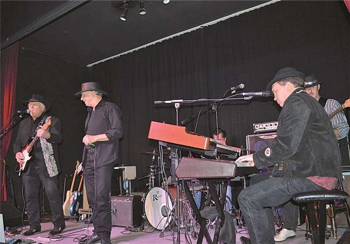 Die „Bluesbreakers“ lieferten eine einzigartige Blues-Show ab.