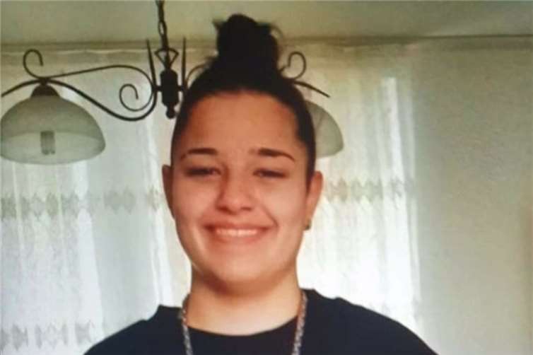 Die Bonner Polizei sucht die 17-jährige Sinem A.Fotos: Polizei Bonn