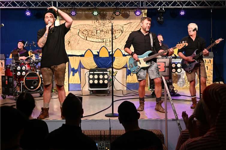 Die „Boore“ war nur einer der vielen Programmpunkte von „Humpta Tätärä“.  Fotos: RASCH