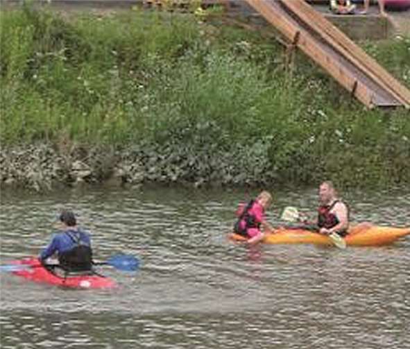 Die Bootsrutsche wurde gleich getestet.  Privat