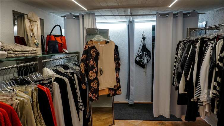 Die Boutique Helene bietet die Highlights des Modefrühlings.EP