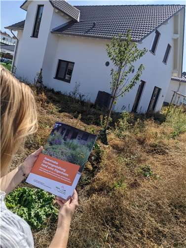 Die Broschüre kann auf der Projektseite www.mehr-als-nur-gruen.de (Stichwort: Info-Material) kostenfrei heruntergeladen werden.Foto: KreisverwaltungMayen-Koblenz