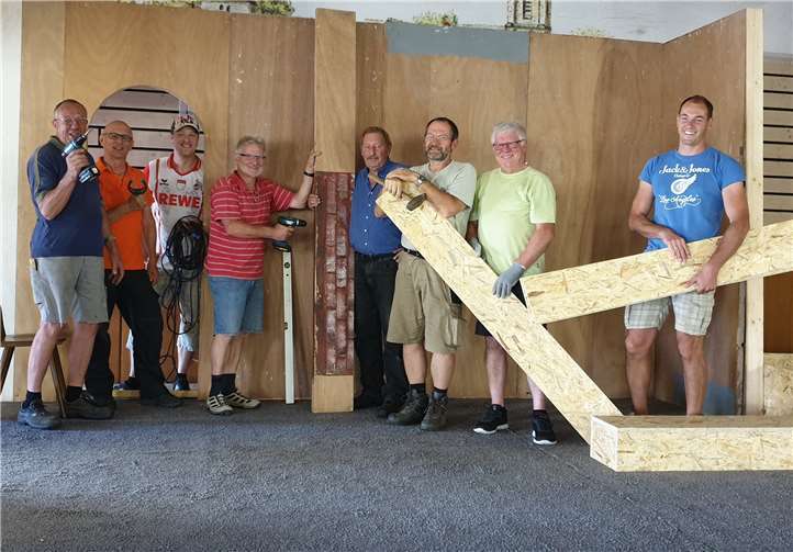 Die Bühnen- und Technik-Crew benötigt noch Verstärkung.