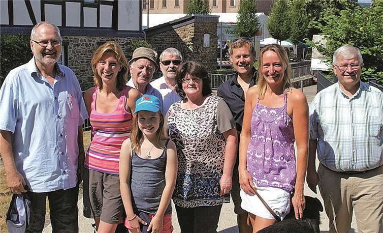 Die BürgerInnen genossen die Wanderung und das gesellige Beisammensein, bei denen interessante Gespräche geführt wurden. privat