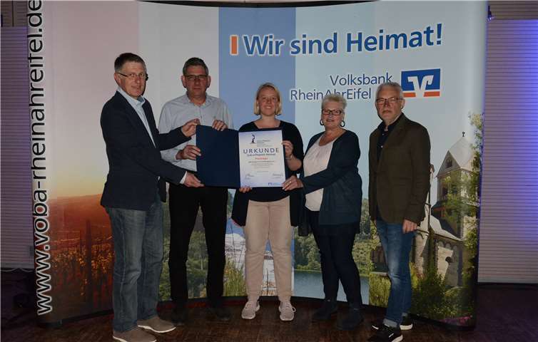 Die Bürgerinitiative „Winningen im Lichterglanz“ gehört ebenfalls zu den Gewinnern.