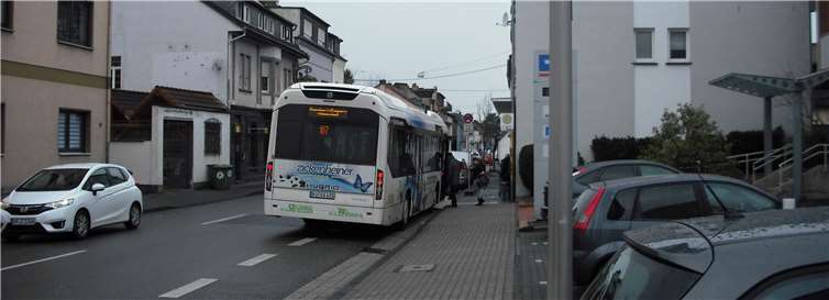 Die Bürgerinnen und Bürger in der Region müssen wissen, wann ihr nächster Bus fährt.privat