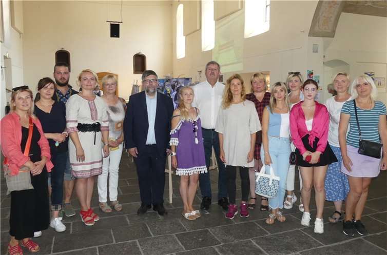 Die Bürgermeister Wolfgang Lambertz und Walter Schmitz versprachen vor Ort hilfreiche Unterstützung für die Flüchtlinge. Fotos: TE