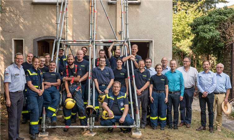 Die Bürgermeister der drei Orte an der Rheinschiene statteten dem Sinziger THW einen Besuch ab. Frank Schulze