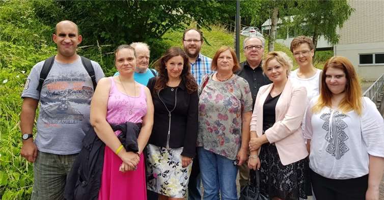 Die Bürgermeisterkandidatin und die Kandidaten für den Verbandsgemeinderat.privat