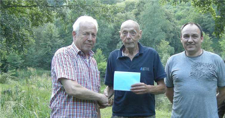 Die Bürgerstiftung Bad Ems freut sich über die Unterstützung des Fischereivereins Bad Ems. (Stiftungsratsvorsitzender Günter Wittler. Foto: Bürgerstiftung