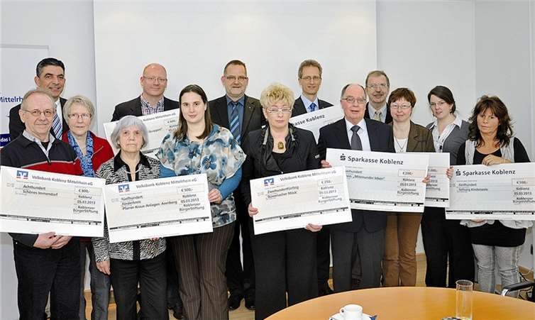 Die Bürgerstiftung bedachte acht Einrichtungen mit finanziellen Zuwendungen. UKO