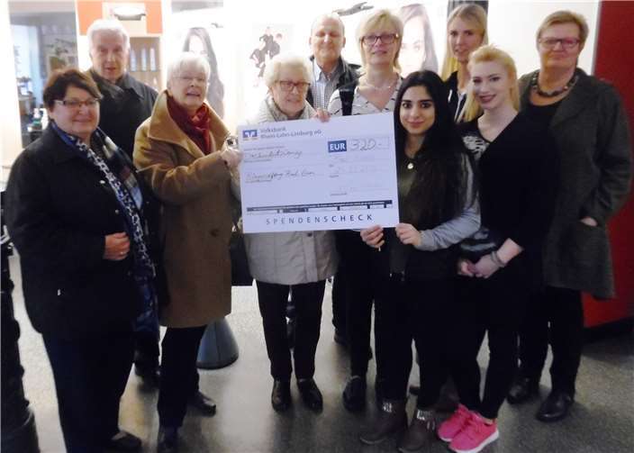 Die Bürgerstiftung freute sich über die Spende. Bürgerstiftung Bad Ems