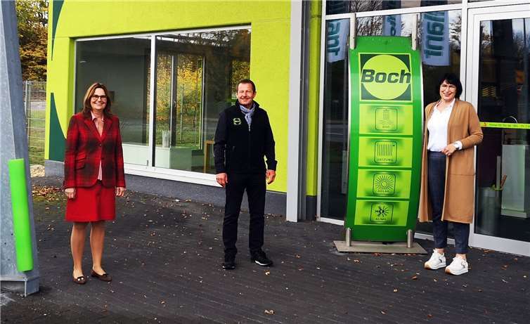 Die Bundestagsabgeordnete Mechthild Heil besuchte jetzt gemeinsam mit der CDU-Landtagskandidatin Anette Moesta die Firma Boch – Wärme, Wasser, Wohlfühlbäder in Andernach.Foto: CDU
