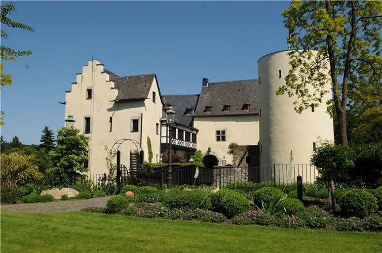 Die Burg Odenhausen. Foto: Freunde der Burg Odenhausen