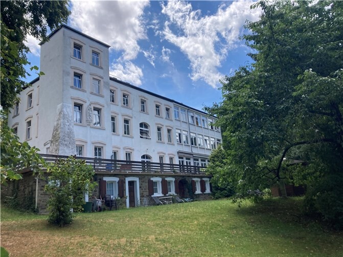 Die Burg Steineck, Simrockstraße 7, soll zur dritten Rheinbreitbacher Kindertagesstätte umgebaut werden.  Foto: Heinz Schmitz