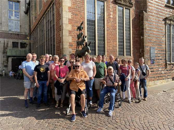 Von Bremen bis Bremerhaven Die Burgbläser Rheinbreitbach unternahmen vom 15. bis 17. August 2025 ihren diesjährigen Vereinsausflug zur internationalen Großveranstaltung „Sail 2025“ in Bremerhaven. Foto: privat