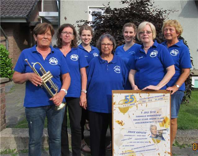 Die „Burgfrauen“ freuen sich auf eine tolle Feier. privat