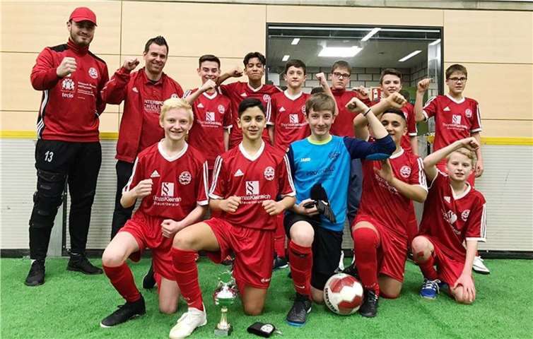 Die C II-Junioren des Ahrweiler BC hatten nach dem Turniersieg allen Grund zum Jubeln. Foto: privat
